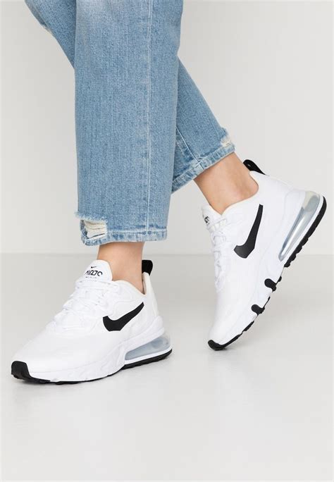 dames sneaker nike wit met rood vanharen|Witte Nike sneakers dames .